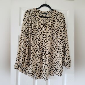 Tahari Beige and Black Leopard Print Blouse